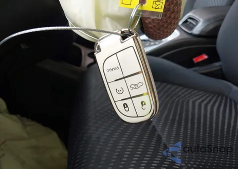 2015 Dodge Journey Sxt z USA, uszkodzony, nr VIN 3C4PDCBG9FT668891